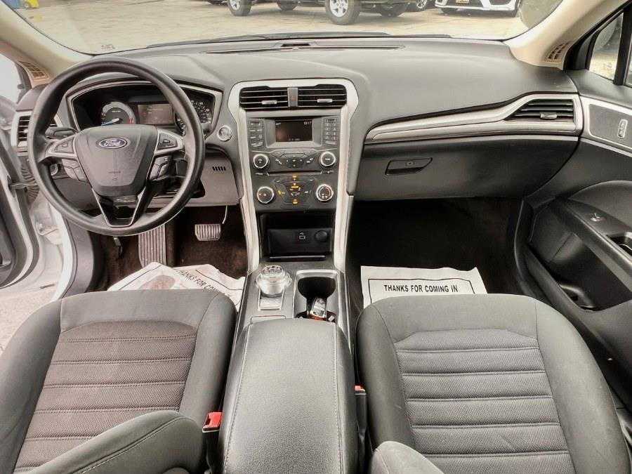 2018 Ford Fusion SE FWD, available for sale in Santa Ana, California | Auto Max Of Santa Ana. Santa Ana, California 2018 Ford Fusion SE FWD, available for sale in Santa Ana, California | Auto Max Of Santa Ana. Santa Ana, California