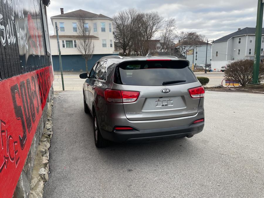 2016 Kia Sorento AWD 4dr 3.3L LX, available for sale in Worcester, Massachusetts | Worcester Auto Outlet LLC. Worcester, Massachusetts 2016 Kia Sorento AWD 4dr 3.3L LX, available for sale in Worcester, Massachusetts | Worcester Auto Outlet LLC. Worcester, Massachusetts