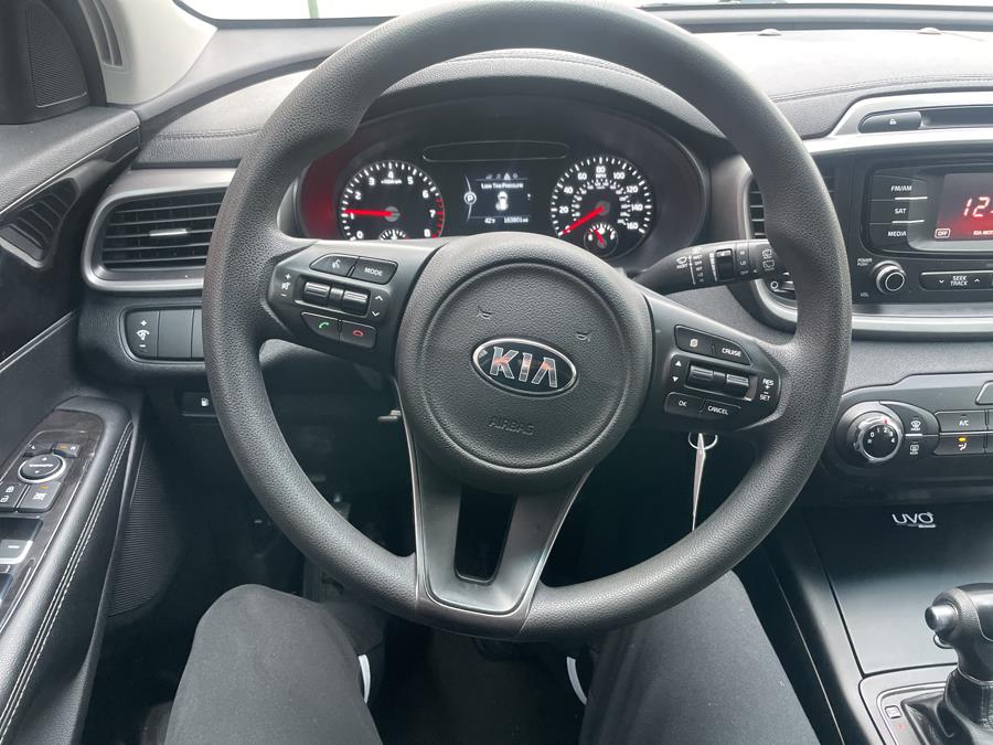 2016 Kia Sorento AWD 4dr 3.3L LX, available for sale in Worcester, Massachusetts | Worcester Auto Outlet LLC. Worcester, Massachusetts 2016 Kia Sorento AWD 4dr 3.3L LX, available for sale in Worcester, Massachusetts | Worcester Auto Outlet LLC. Worcester, Massachusetts
