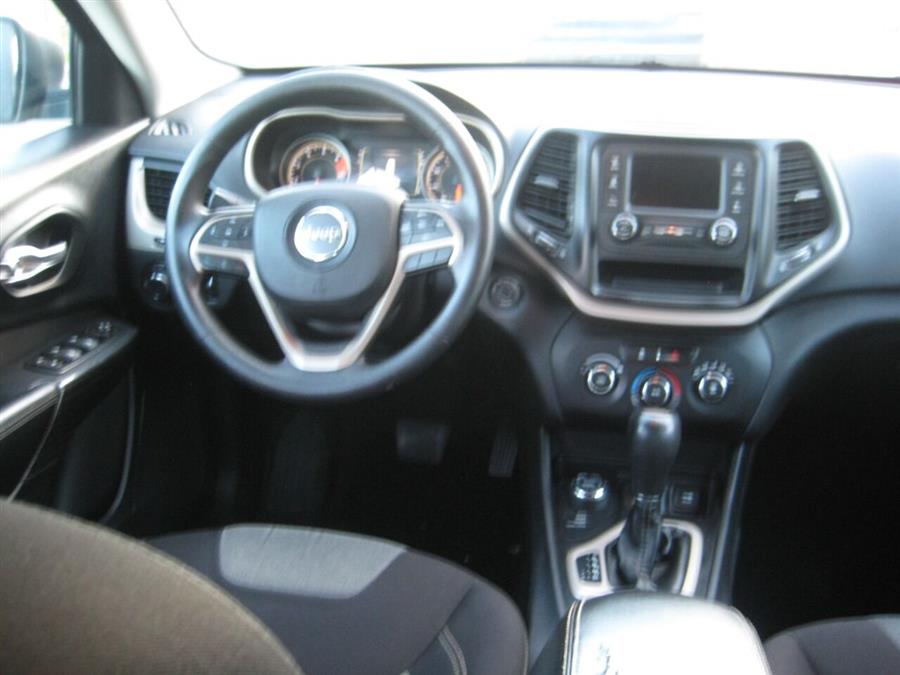 2016 Jeep Cherokee Sport 4x4 4dr SUV, available for sale in Massapequa, New York | Rite Choice Auto Inc.. Massapequa, New York 2016 Jeep Cherokee Sport 4x4 4dr SUV, available for sale in Massapequa, New York | Rite Choice Auto Inc.. Massapequa, New York