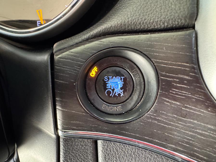 2014 Jeep Grand Cherokee 4WD 4dr Summit, available for sale in West Hartford, Connecticut | AutoMax. West Hartford, Connecticut 2014 Jeep Grand Cherokee 4WD 4dr Summit, available for sale in West Hartford, Connecticut | AutoMax. West Hartford, Connecticut