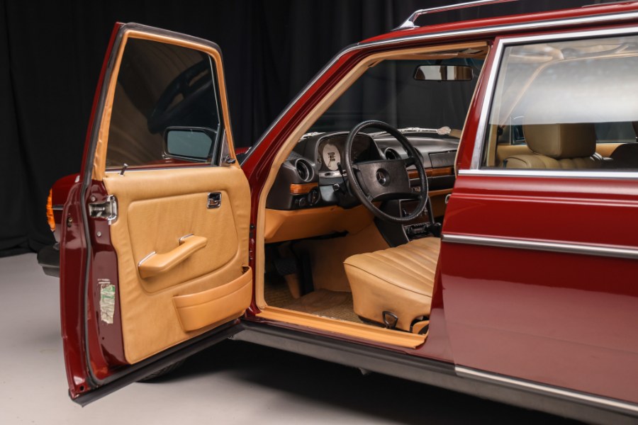 1983 Mercedes-Benz 300 Series 4dr Wagon 300TD-T, available for sale in North Salem, New York | Meccanic Shop North Inc. North Salem, New York 1983 Mercedes-Benz 300 Series 4dr Wagon 300TD-T, available for sale in North Salem, New York | Meccanic Shop North Inc. North Salem, New York