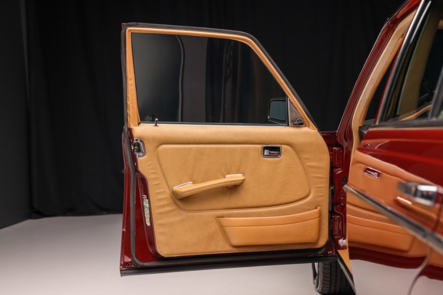 1983 Mercedes-Benz 300 Series 4dr Wagon 300TD-T, available for sale in North Salem, New York | Meccanic Shop North Inc. North Salem, New York 1983 Mercedes-Benz 300 Series 4dr Wagon 300TD-T, available for sale in North Salem, New York | Meccanic Shop North Inc. North Salem, New York