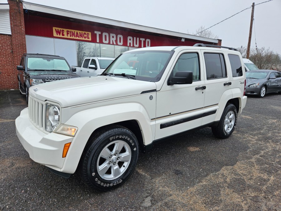 2010 Jeep Liberty 4WD 4dr Sport, available for sale in East Windsor, Connecticut | Toro Auto. East Windsor, Connecticut