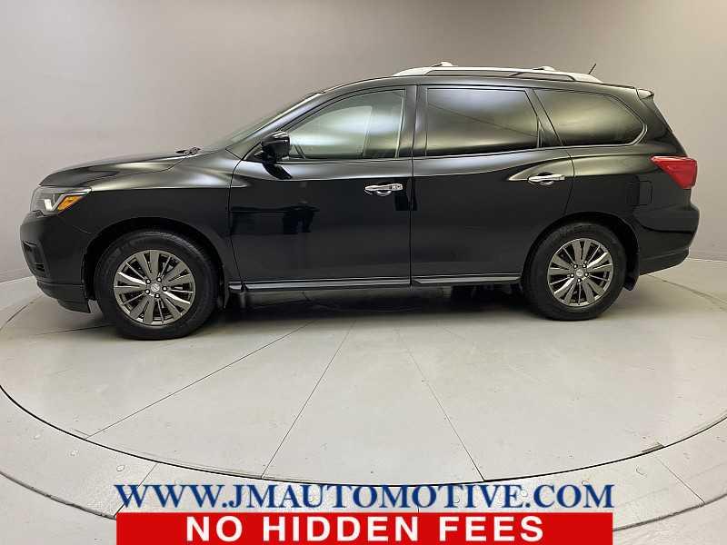 2017 Nissan Pathfinder SL, available for sale in Naugatuck, Connecticut | J&M Automotive Sls&Svc LLC. Naugatuck, Connecticut 2017 Nissan Pathfinder SL, available for sale in Naugatuck, Connecticut | J&M Automotive Sls&Svc LLC. Naugatuck, Connecticut
