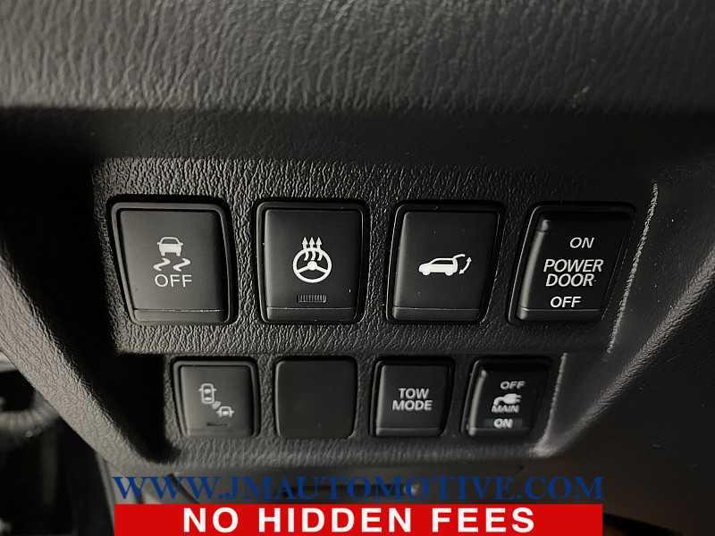 2017 Nissan Pathfinder SL, available for sale in Naugatuck, Connecticut | J&M Automotive Sls&Svc LLC. Naugatuck, Connecticut 2017 Nissan Pathfinder SL, available for sale in Naugatuck, Connecticut | J&M Automotive Sls&Svc LLC. Naugatuck, Connecticut