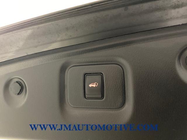 2017 Nissan Pathfinder SL, available for sale in Naugatuck, Connecticut | J&M Automotive Sls&Svc LLC. Naugatuck, Connecticut 2017 Nissan Pathfinder SL, available for sale in Naugatuck, Connecticut | J&M Automotive Sls&Svc LLC. Naugatuck, Connecticut