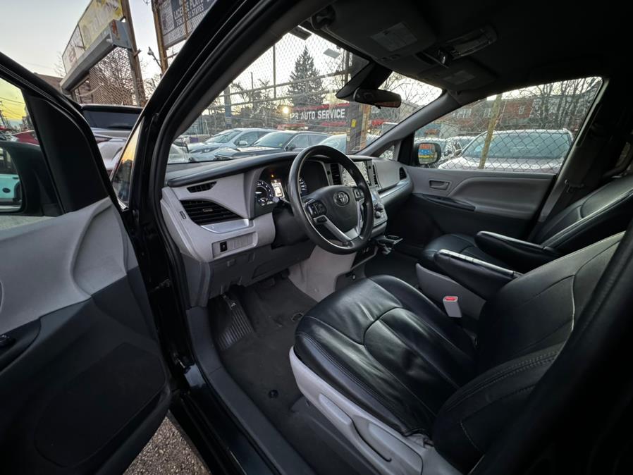 2020 Toyota Sienna L FWD 7-Passenger (Natl), available for sale in BROOKLYN, New York | Deals on Wheels International Auto. BROOKLYN, New York 2020 Toyota Sienna L FWD 7-Passenger (Natl), available for sale in BROOKLYN, New York | Deals on Wheels International Auto. BROOKLYN, New York