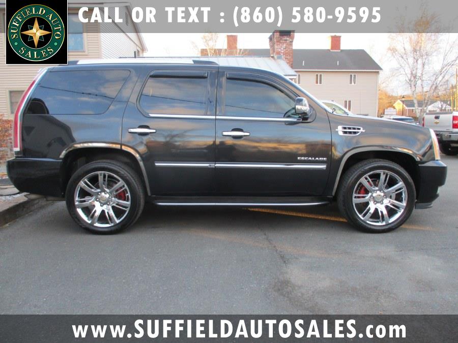 2010 Cadillac Escalade AWD 4dr Luxury, available for sale in Suffield, Connecticut | Suffield Auto LLC. Suffield, Connecticut