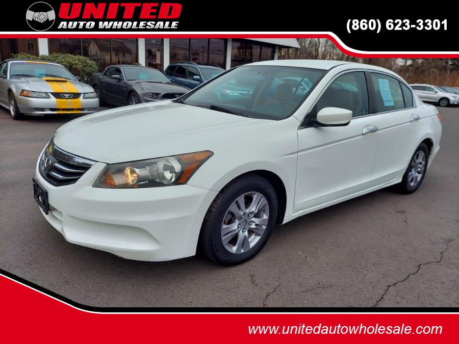 2011 Honda Accord Sdn 4dr I4 Auto SE PZEV, available for sale in East Windsor, Connecticut | United Auto Sales of E Windsor, Inc. East Windsor, Connecticut