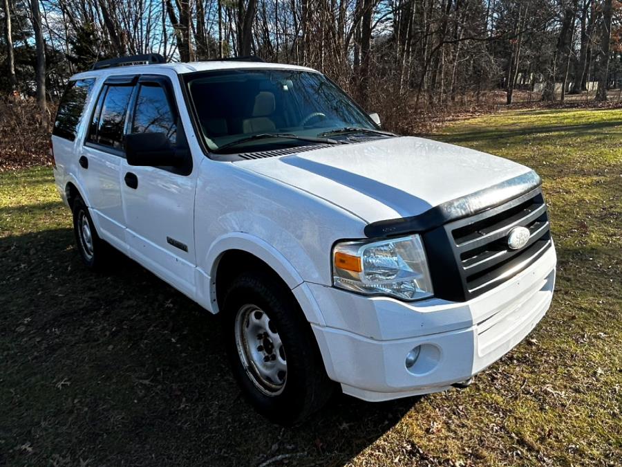 2008 Ford Expedition 4WD 4dr XLT, available for sale in Plainville, Connecticut | Choice Group LLC Choice Motor Car. Plainville, Connecticut