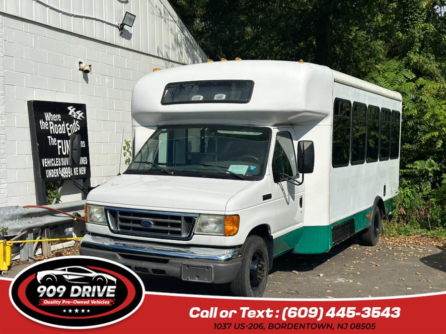 Used 2006 Ford Econoline in BORDENTOWN, New Jersey | 909 Drive. BORDENTOWN, New Jersey