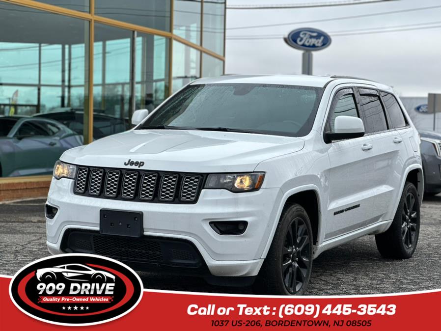 Used 2017 Jeep Grand Cherokee in BORDENTOWN, New Jersey | 909 Drive. BORDENTOWN, New Jersey
