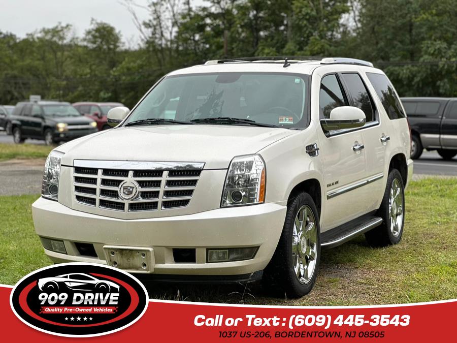 Used 2011 Cadillac Escalade in BORDENTOWN, New Jersey | 909 Drive. BORDENTOWN, New Jersey