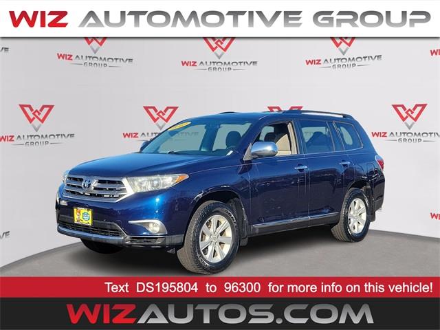 2013 Toyota Highlander Base, available for sale in Stratford, Connecticut | Wiz Leasing Inc. Stratford, Connecticut