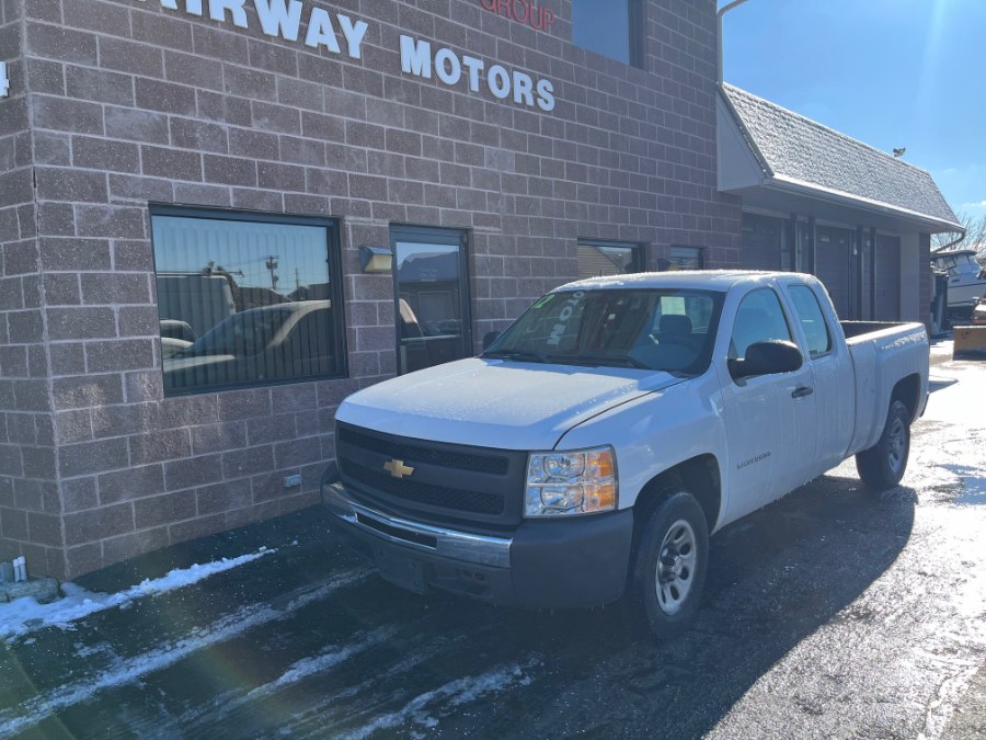 2012 Chevrolet Silverado 1500 2WD Ext Cab 143.5" Work Truck, available for sale in Bridgeport, Connecticut | Airway Motors. Bridgeport, Connecticut