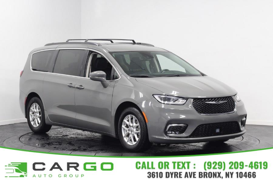 2022 Chrysler Pacifica Touring L FWD, available for sale in Bronx, New York | Cargo Auto Group LLC. Bronx, New York