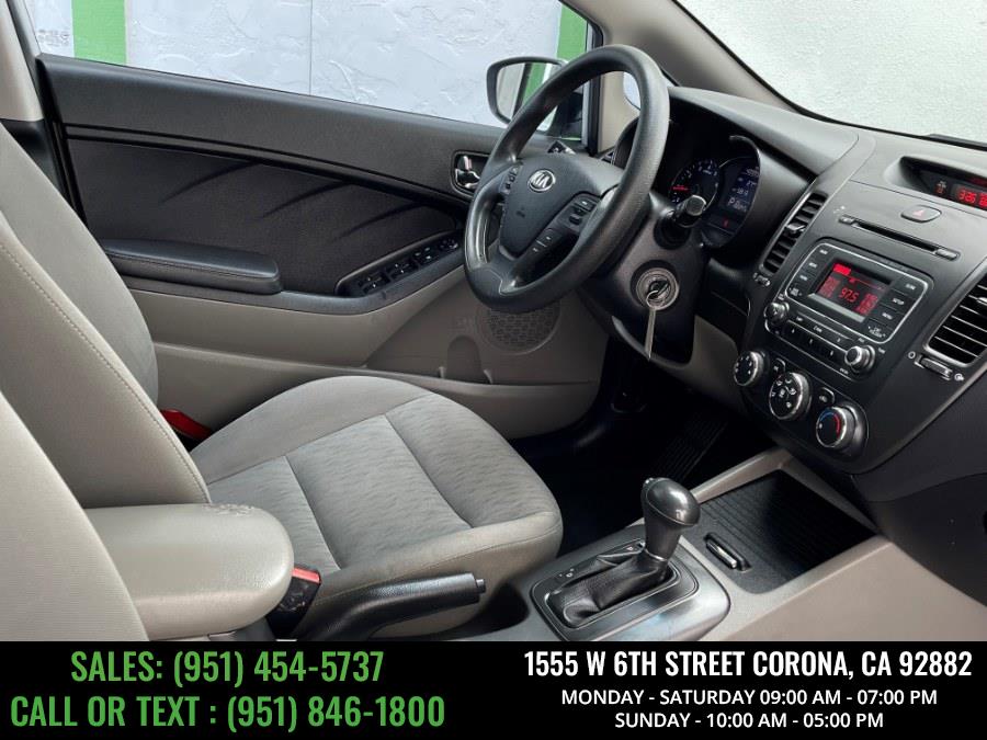 2015 Kia Forte 4dr Sdn Auto LX, available for sale in Corona, California | Green Light Auto. Corona, California 2015 Kia Forte 4dr Sdn Auto LX, available for sale in Corona, California | Green Light Auto. Corona, California
