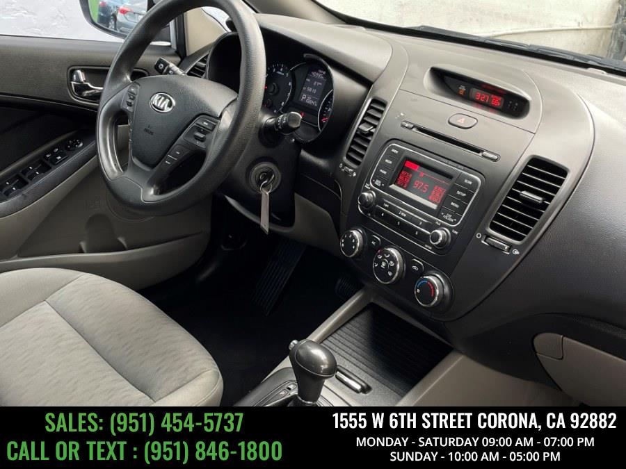 2015 Kia Forte 4dr Sdn Auto LX, available for sale in Corona, California | Green Light Auto. Corona, California 2015 Kia Forte 4dr Sdn Auto LX, available for sale in Corona, California | Green Light Auto. Corona, California