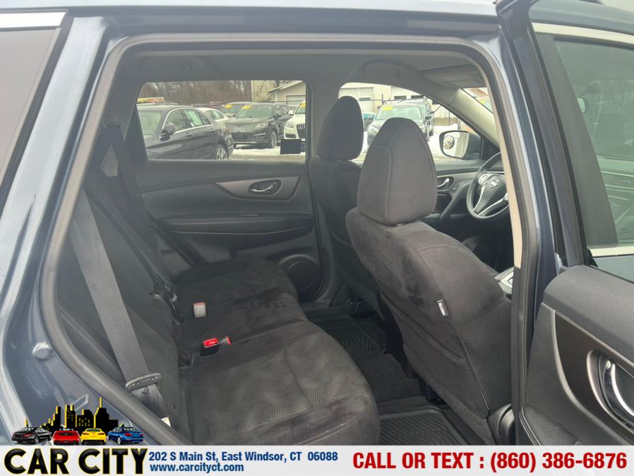 2014 Nissan Rogue Sv AWD, available for sale in East Windsor, Connecticut | Car City LLC. East Windsor, Connecticut 2014 Nissan Rogue Sv AWD, available for sale in East Windsor, Connecticut | Car City LLC. East Windsor, Connecticut