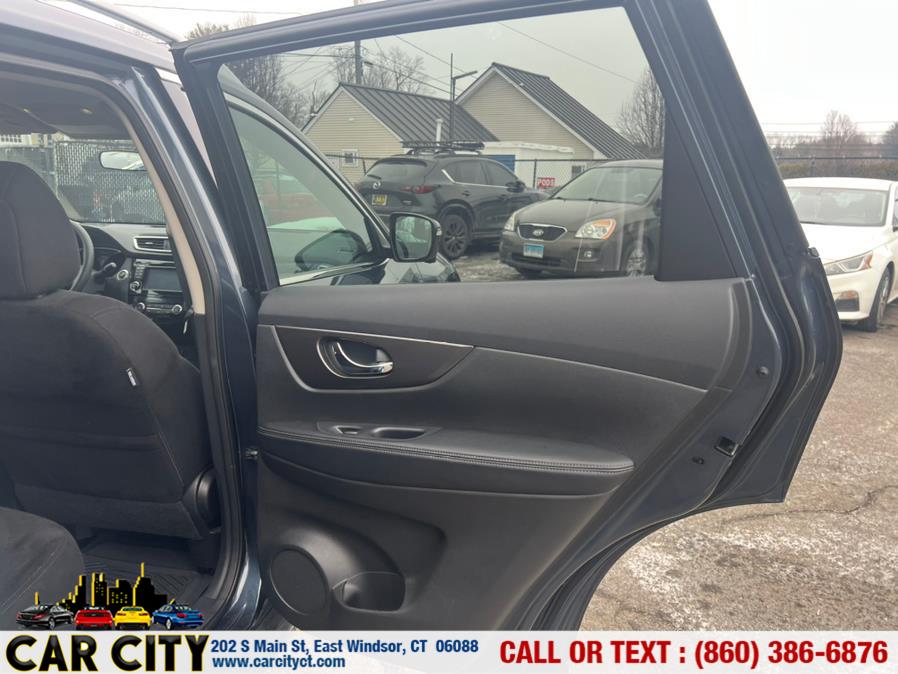 2014 Nissan Rogue Sv AWD, available for sale in East Windsor, Connecticut | Car City LLC. East Windsor, Connecticut 2014 Nissan Rogue Sv AWD, available for sale in East Windsor, Connecticut | Car City LLC. East Windsor, Connecticut