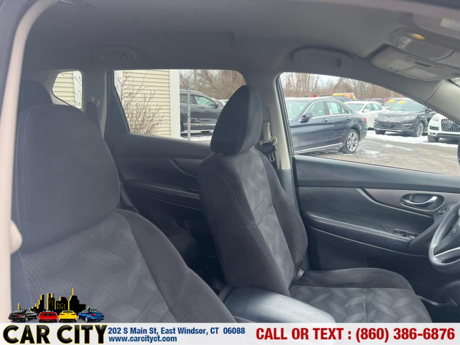 2014 Nissan Rogue Sv AWD, available for sale in East Windsor, Connecticut | Car City LLC. East Windsor, Connecticut 2014 Nissan Rogue Sv AWD, available for sale in East Windsor, Connecticut | Car City LLC. East Windsor, Connecticut
