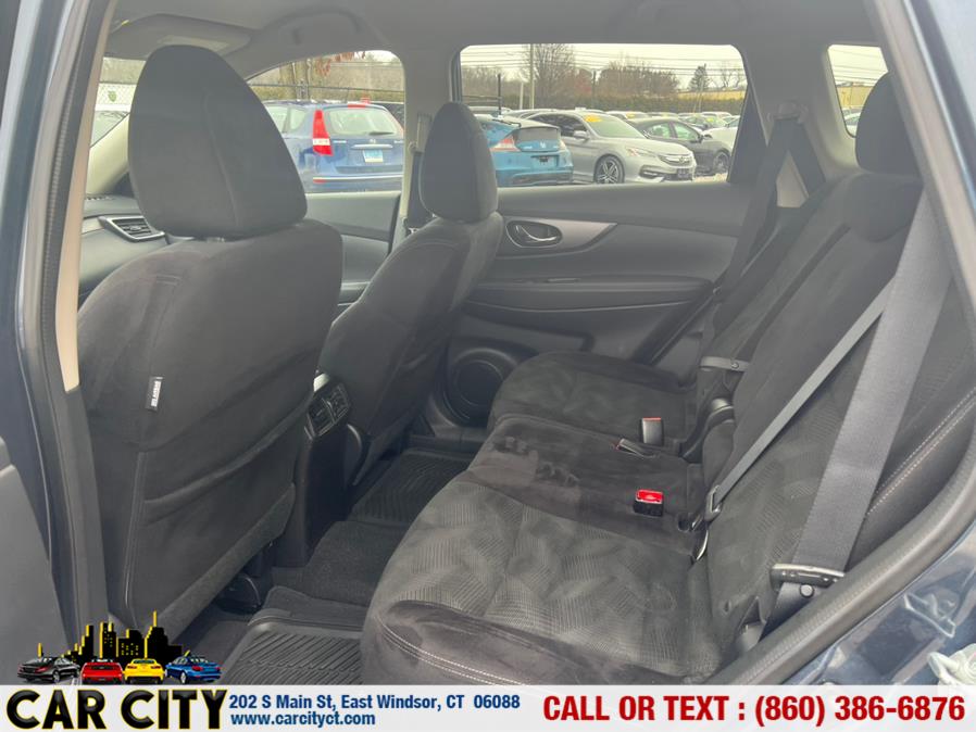 2014 Nissan Rogue Sv AWD, available for sale in East Windsor, Connecticut | Car City LLC. East Windsor, Connecticut 2014 Nissan Rogue Sv AWD, available for sale in East Windsor, Connecticut | Car City LLC. East Windsor, Connecticut