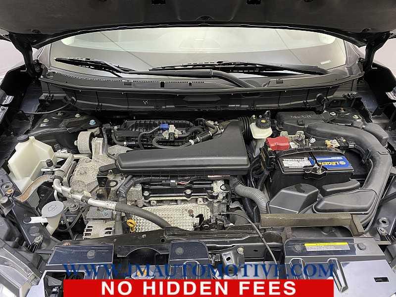 2018 Nissan Rogue SL, available for sale in Naugatuck, Connecticut | J&M Automotive Sls&Svc LLC. Naugatuck, Connecticut 2018 Nissan Rogue SL, available for sale in Naugatuck, Connecticut | J&M Automotive Sls&Svc LLC. Naugatuck, Connecticut
