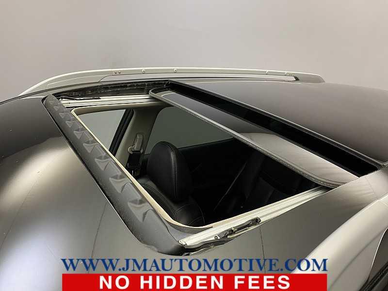2018 Nissan Rogue SL, available for sale in Naugatuck, Connecticut | J&M Automotive Sls&Svc LLC. Naugatuck, Connecticut 2018 Nissan Rogue SL, available for sale in Naugatuck, Connecticut | J&M Automotive Sls&Svc LLC. Naugatuck, Connecticut