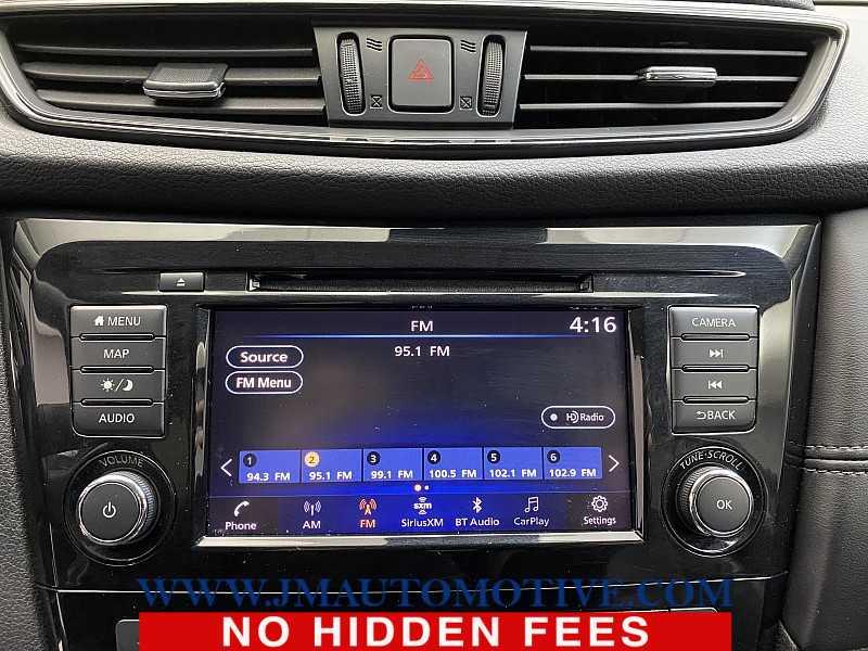2018 Nissan Rogue SL, available for sale in Naugatuck, Connecticut | J&M Automotive Sls&Svc LLC. Naugatuck, Connecticut 2018 Nissan Rogue SL, available for sale in Naugatuck, Connecticut | J&M Automotive Sls&Svc LLC. Naugatuck, Connecticut