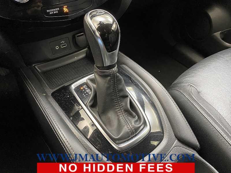 2018 Nissan Rogue SL, available for sale in Naugatuck, Connecticut | J&M Automotive Sls&Svc LLC. Naugatuck, Connecticut 2018 Nissan Rogue SL, available for sale in Naugatuck, Connecticut | J&M Automotive Sls&Svc LLC. Naugatuck, Connecticut
