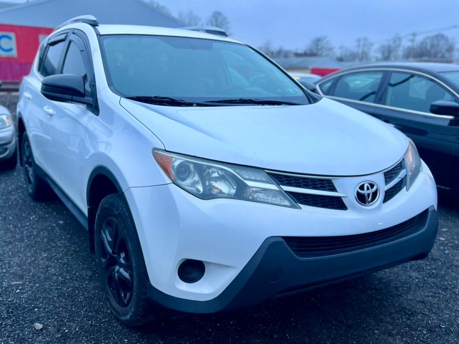 Used 2013 Toyota RAV4 in Wallingford, Connecticut | Wallingford Auto Center LLC. Wallingford, Connecticut