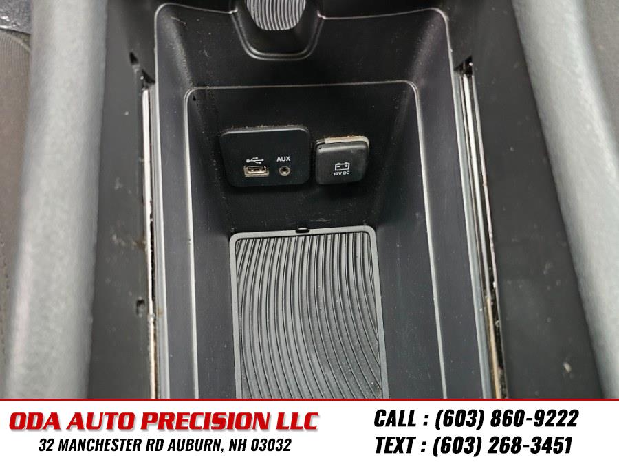 2015 Chrysler 200 4dr Sdn Limited FWD, available for sale in Auburn, New Hampshire | ODA Auto Precision LLC. Auburn, New Hampshire 2015 Chrysler 200 4dr Sdn Limited FWD, available for sale in Auburn, New Hampshire | ODA Auto Precision LLC. Auburn, New Hampshire