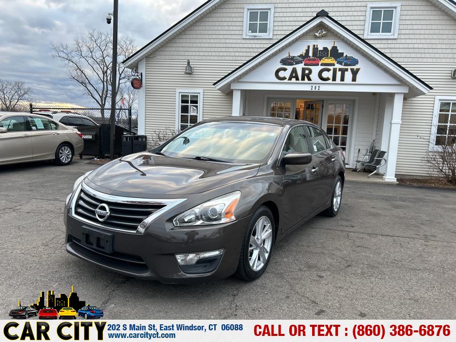 2013 Nissan Altima 4dr Sdn I4 2.5 SV, available for sale in East Windsor, Connecticut | Car City LLC. East Windsor, Connecticut