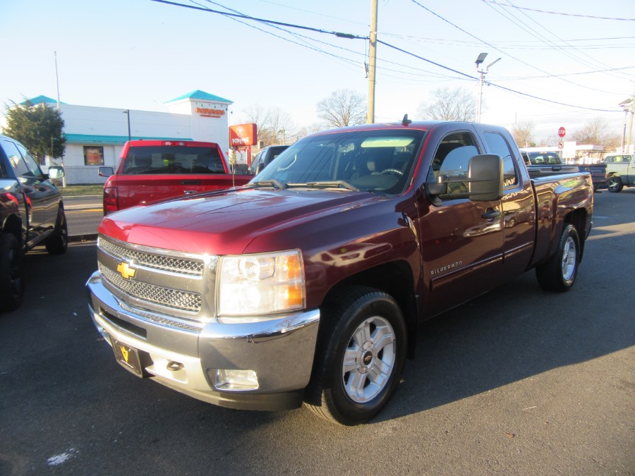 2013 Chevrolet Silverado 1500 4WD Ext Cab 143.5" LT, available for sale in Little Ferry, New Jersey | Royalty Auto Sales. Little Ferry, New Jersey