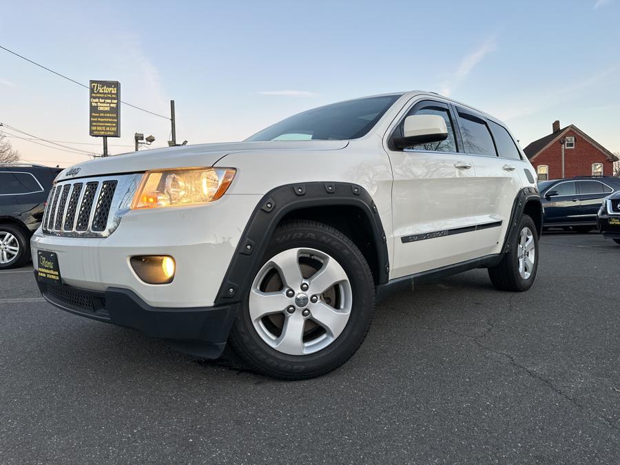 2011 Jeep Grand Cherokee 4WD 4dr Laredo, available for sale in Little Ferry, New Jersey | Victoria Preowned Autos Inc. Little Ferry, New Jersey 2011 Jeep Grand Cherokee 4WD 4dr Laredo, available for sale in Little Ferry, New Jersey | Victoria Preowned Autos Inc. Little Ferry, New Jersey