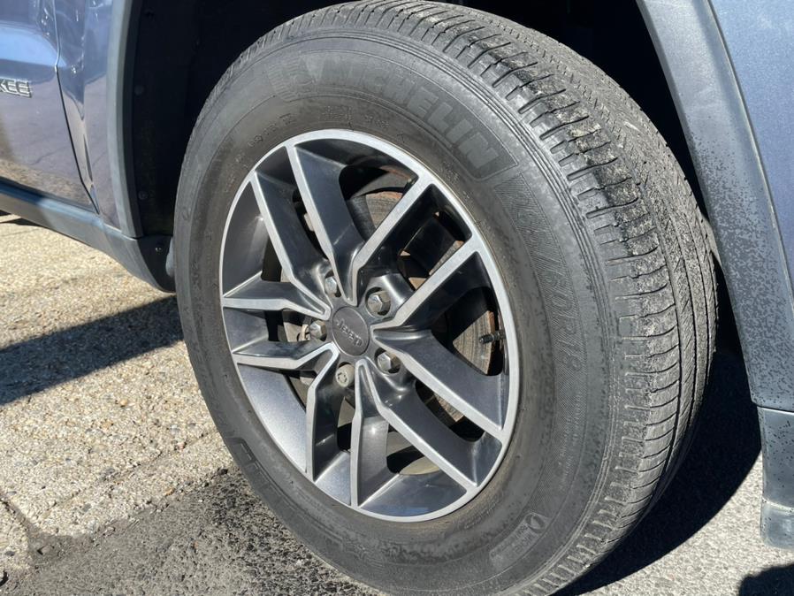 2019 Jeep Grand Cherokee Limited X 4x4, available for sale in BROOKLYN, New York | Deals on Wheels International Auto. BROOKLYN, New York 2019 Jeep Grand Cherokee Limited X 4x4, available for sale in BROOKLYN, New York | Deals on Wheels International Auto. BROOKLYN, New York