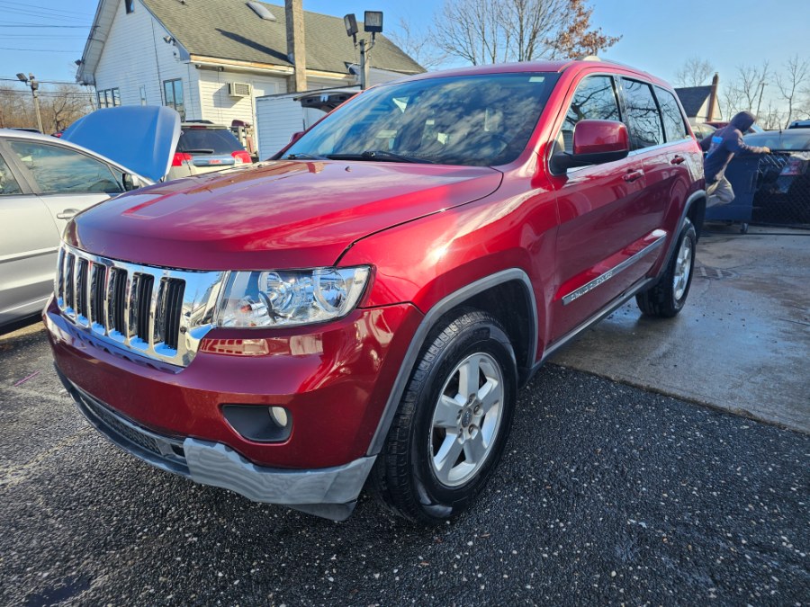 2011 Jeep Grand Cherokee 4WD 4dr Laredo, available for sale in Patchogue, New York | Romaxx Truxx. Patchogue, New York
