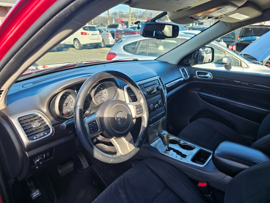 2011 Jeep Grand Cherokee 4WD 4dr Laredo, available for sale in Patchogue, New York | Romaxx Truxx. Patchogue, New York 2011 Jeep Grand Cherokee 4WD 4dr Laredo, available for sale in Patchogue, New York | Romaxx Truxx. Patchogue, New York