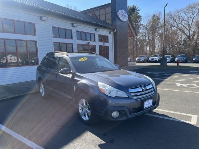 Used 2014 Subaru Outback in Stratford, Connecticut | Wiz Leasing Inc. Stratford, Connecticut