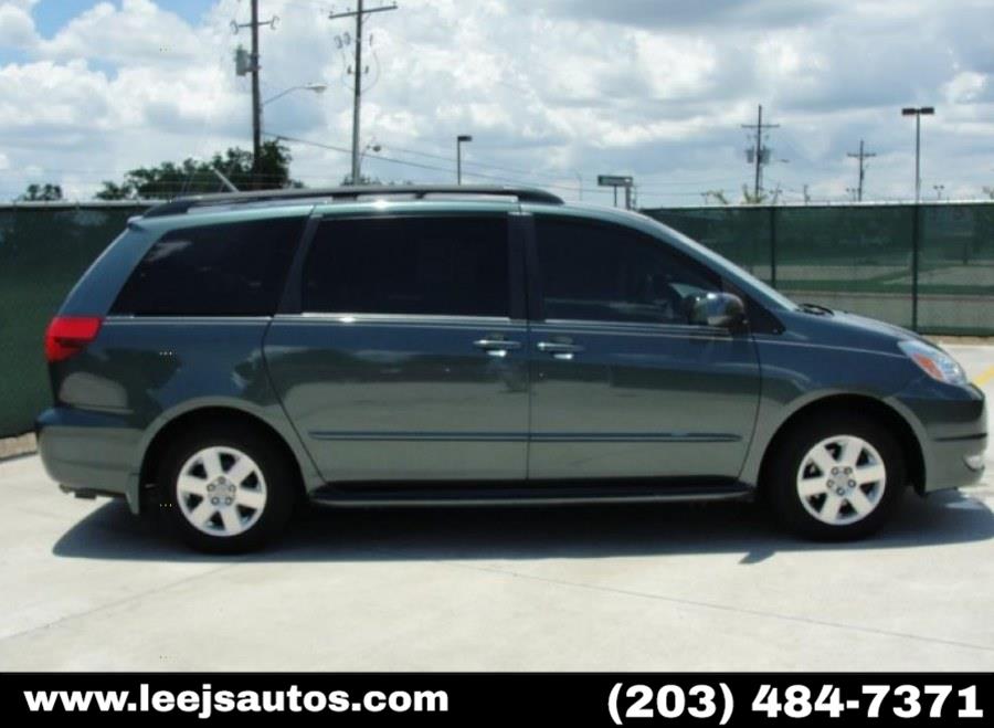 2004 Toyota Sienna 5dr XLE LTD FWD, available for sale in North Branford, Connecticut | LeeJ's Auto Sales & Service. North Branford, Connecticut