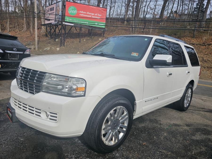 2013 Lincoln Navigator 4WD 4dr, available for sale in Bloomingdale, New Jersey | Bloomingdale Auto Group. Bloomingdale, New Jersey