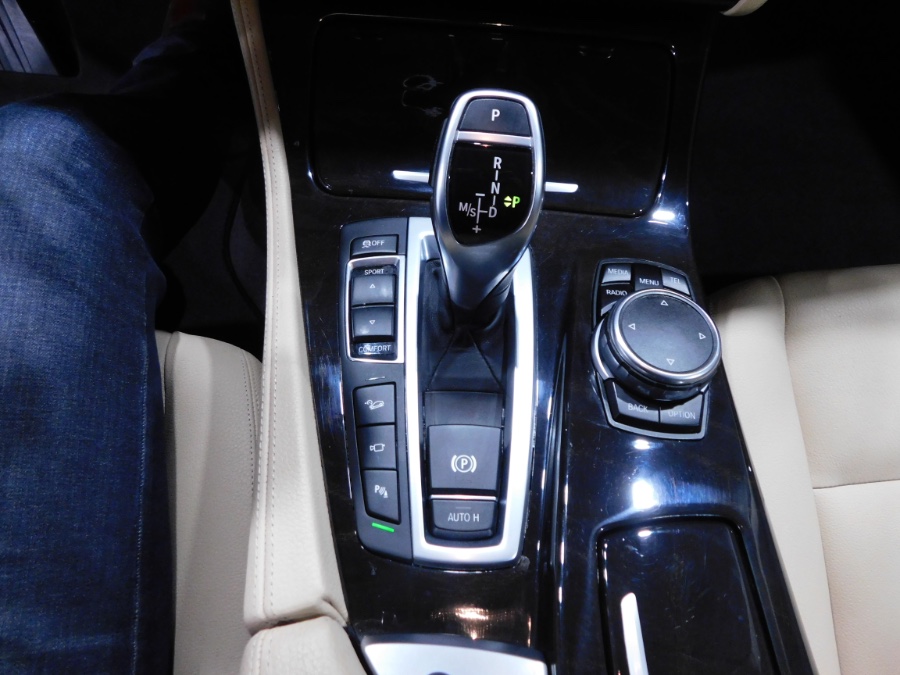 2016 BMW 5 Series 4dr Sdn 535i xDrive AWD, available for sale in Lodi, New Jersey | Soliman Motors. Lodi, New Jersey 2016 BMW 5 Series 4dr Sdn 535i xDrive AWD, available for sale in Lodi, New Jersey | Soliman Motors. Lodi, New Jersey