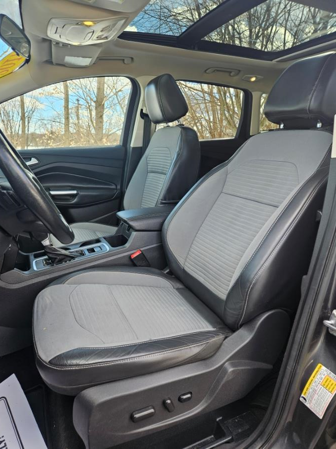 2017 Ford Escape SE 4WD, available for sale in New Britain, Connecticut | Supreme Automotive. New Britain, Connecticut 2017 Ford Escape SE 4WD, available for sale in New Britain, Connecticut | Supreme Automotive. New Britain, Connecticut
