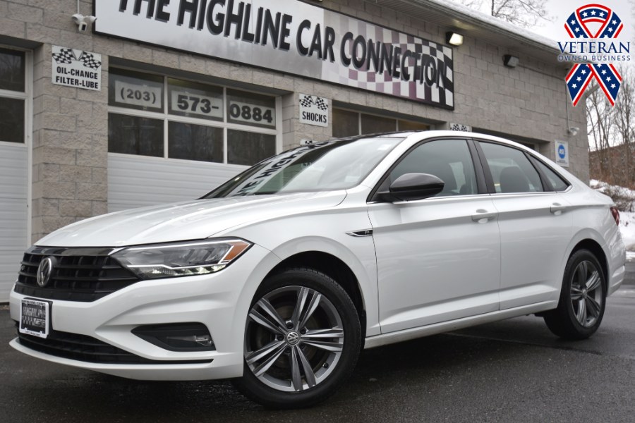 2019 Volkswagen Jetta R-Line Auto w/ULEV, available for sale in Waterbury, Connecticut | Highline Car Connection. Waterbury, Connecticut
