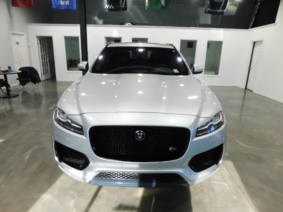 2019 Jaguar F-Pace S photo 3