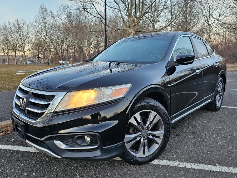 2013 Honda Crosstour 4WD V6 5dr EX-L, available for sale in Springfield, Massachusetts | Fast Lane Auto Sales & Service, Inc. . Springfield, Massachusetts