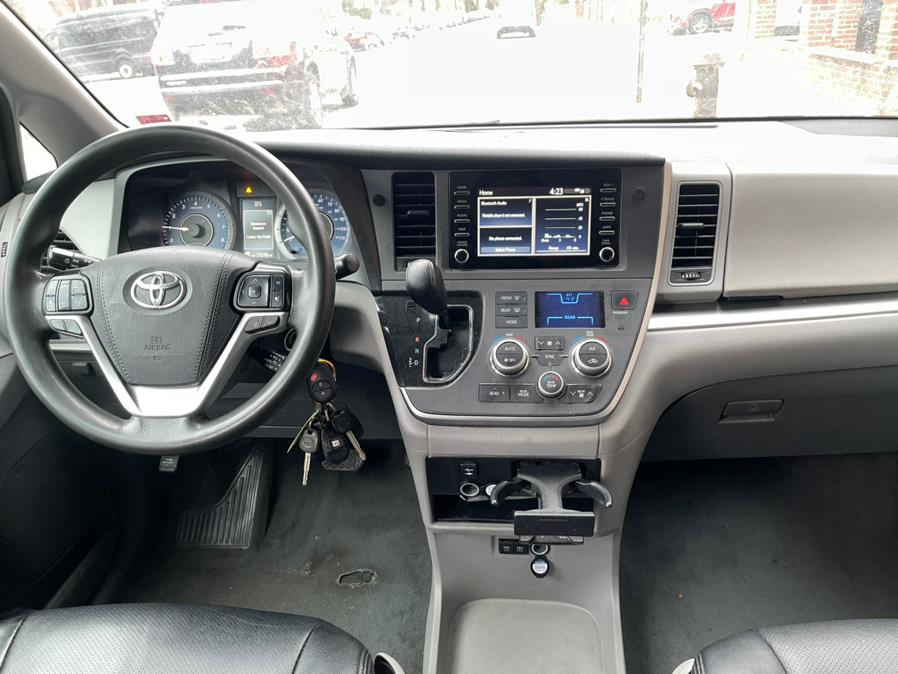 2020 Toyota Sienna L FWD 7-Passenger (Natl), available for sale in BROOKLYN, New York | Deals on Wheels International Auto. BROOKLYN, New York 2020 Toyota Sienna L FWD 7-Passenger (Natl), available for sale in BROOKLYN, New York | Deals on Wheels International Auto. BROOKLYN, New York