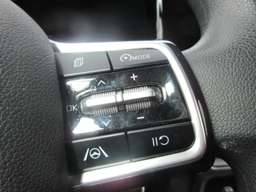 2022 Kia Sorento LX AWD, available for sale in Linden, New Jersey | Route 27 Auto Mall. Linden, New Jersey 2022 Kia Sorento LX AWD, available for sale in Linden, New Jersey | Route 27 Auto Mall. Linden, New Jersey
