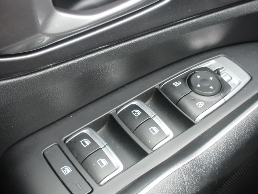 2022 Kia Sorento LX AWD, available for sale in Linden, New Jersey | Route 27 Auto Mall. Linden, New Jersey 2022 Kia Sorento LX AWD, available for sale in Linden, New Jersey | Route 27 Auto Mall. Linden, New Jersey